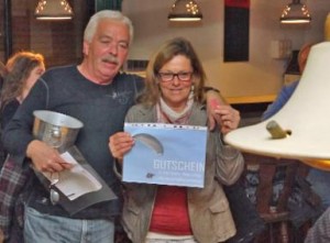 _wsb_385x284_Gewinnerin+des+Gleitschirmfluges+-+Christine+Schwing-Peek